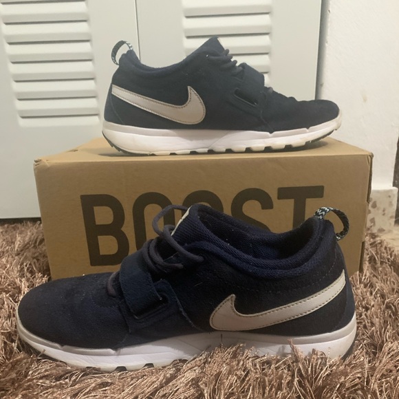 Nike SB - Picture 2 of 3